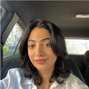 Étudiante en Master de Psychologie Clinique, j’enseigne l’arabe et l’anglais.